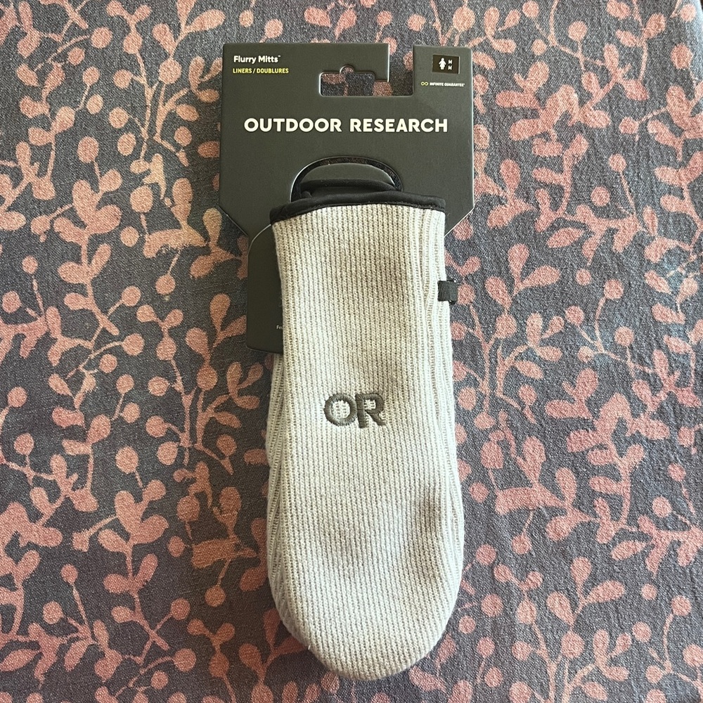 Outdoor Research Light Gray Flurry Mitts women’s medium